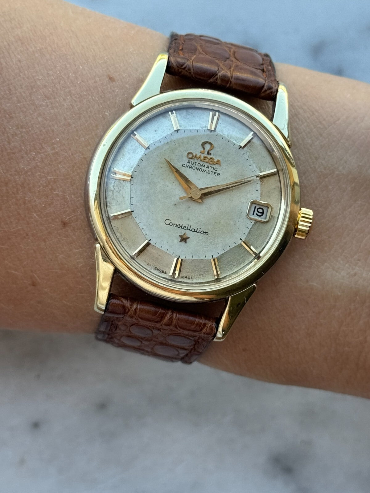 Omega Constellation Automatic Pie Pan Dial Gold & Steel Mens 34mm Swiss Made