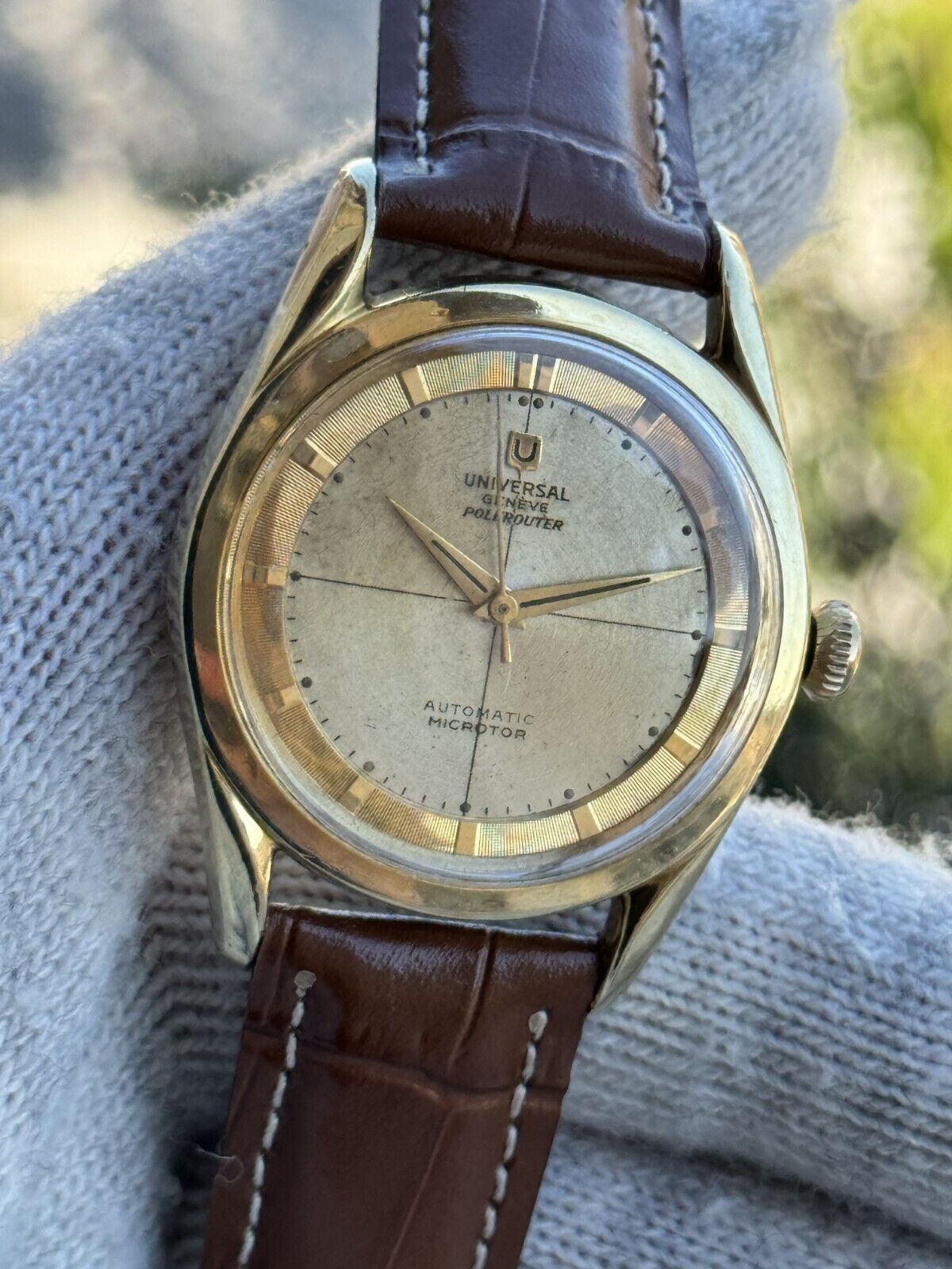 Vintage Universal Geneve Polerouter Micro Rotor Automatic Cal.215 Gold & Steel