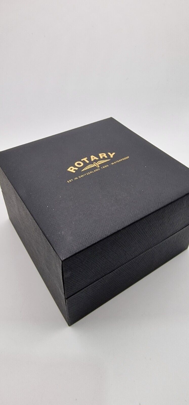 Rotary 9ct Gold Lady’s Diamond Watch | 30 Diamond Bezel | White Dial | 9ct Gold Bracelet | Vintage Luxury Timepiece