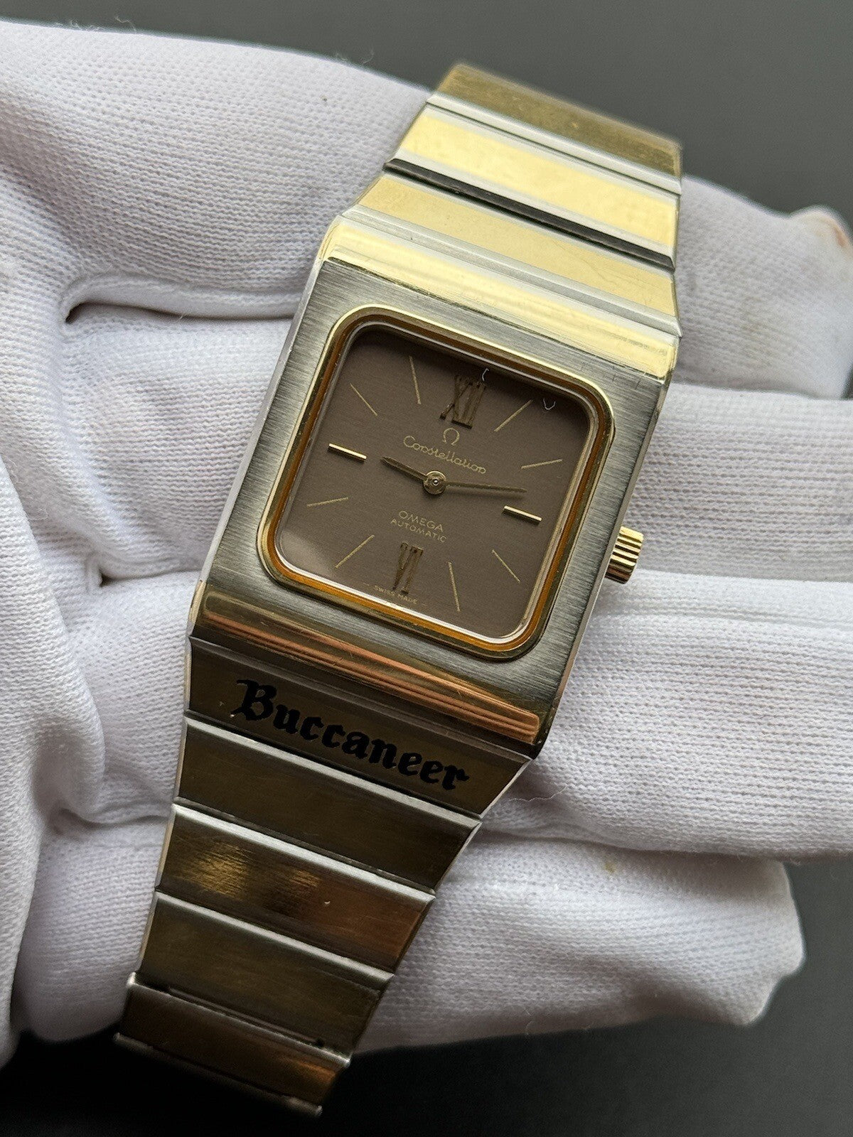 Omega Constellation Buccaneer Automatic Men's Watch – Gold & Steel – Swiss Made – Vintage Luxury