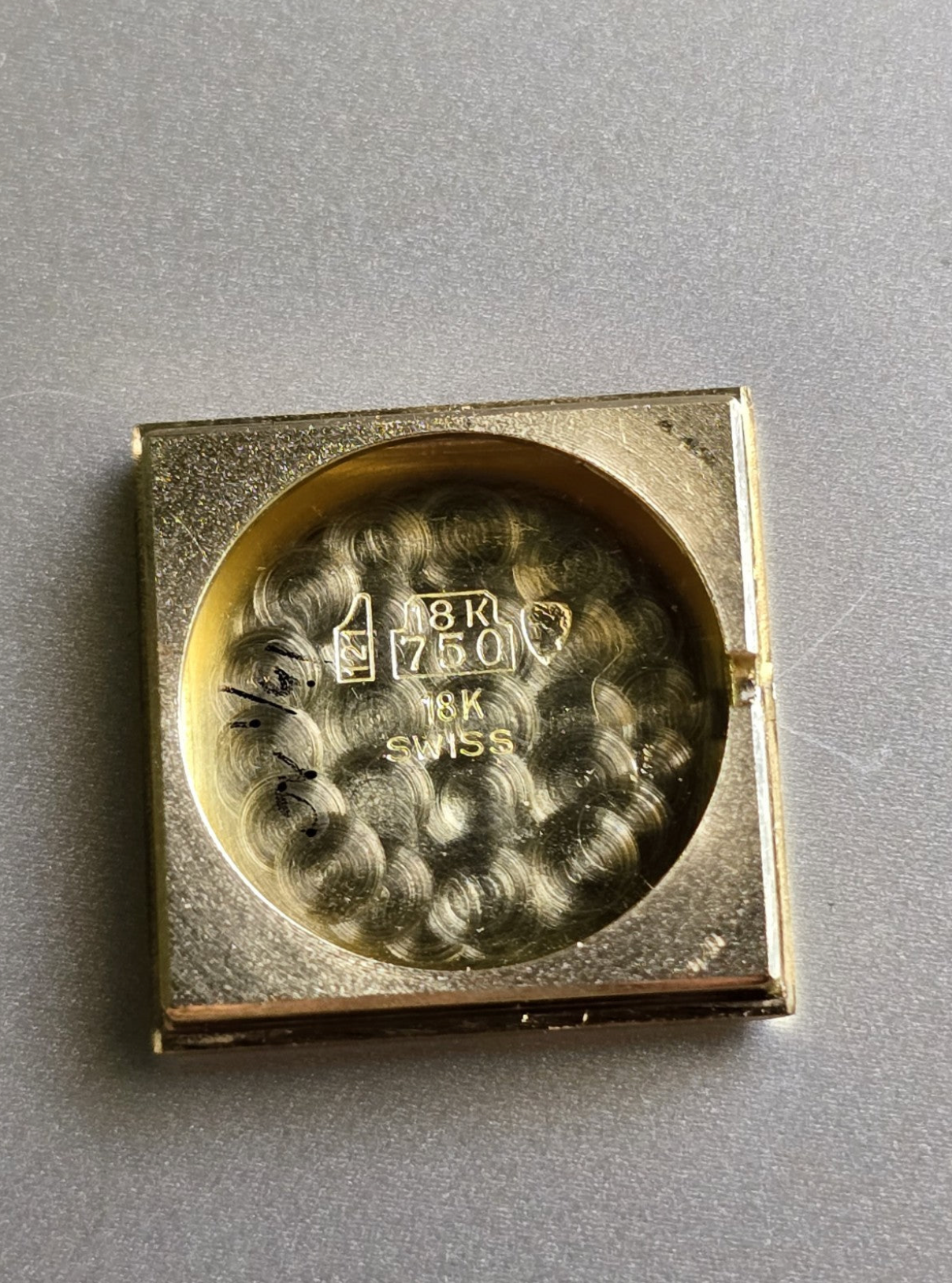 Cartier Louis Tank 6711 | 18K Gold | Vintage 1970s Manual Wind | Serviced by Cartier | Paris Dial | Box & Service Paperwork