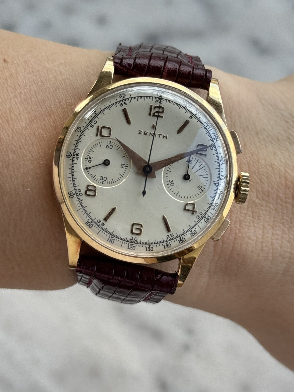 Vintage Zenith Chronograph Manual Cal.156 Solid Gold 18k Mens 37.5mm Swiss 19518