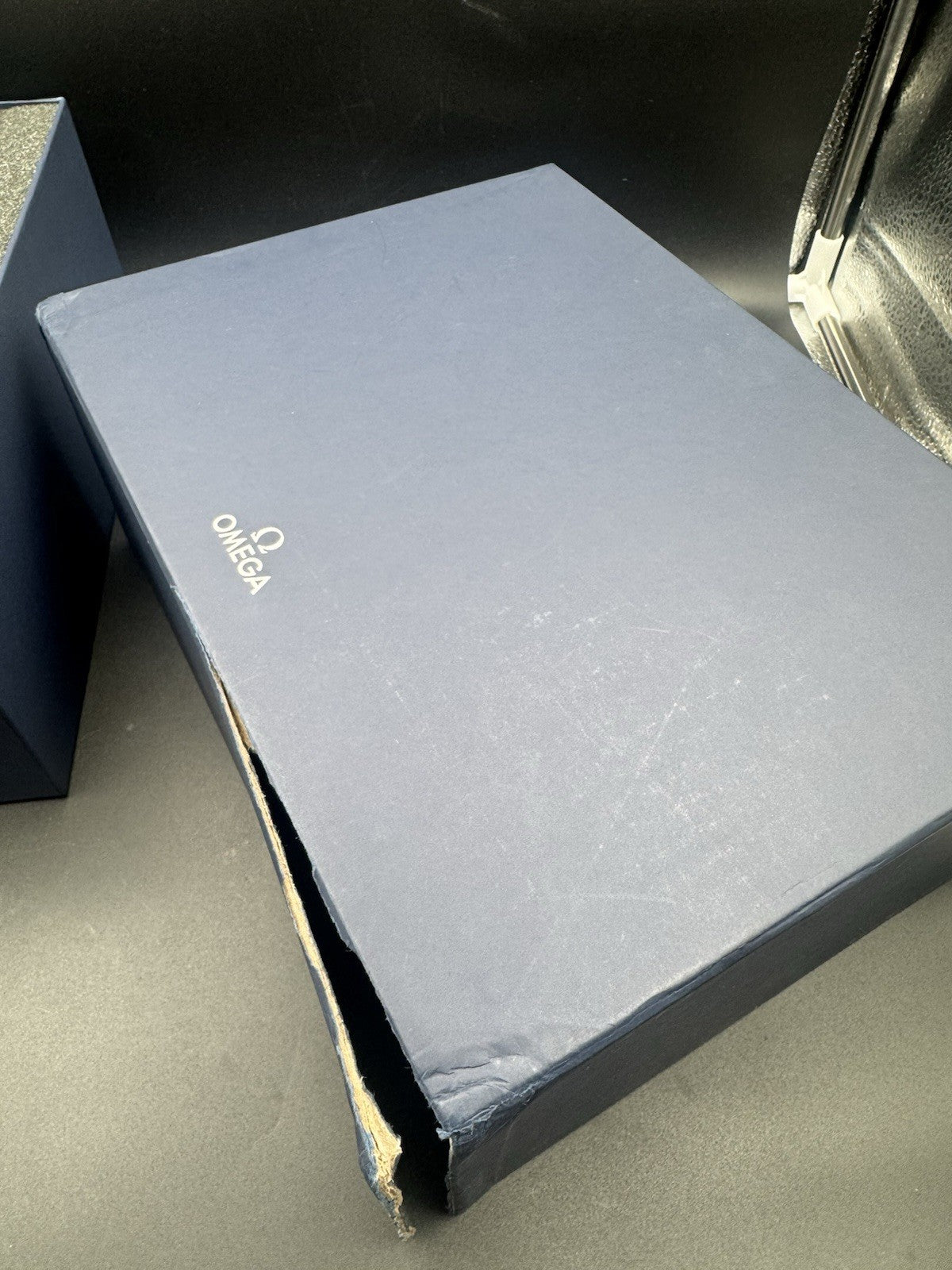 2025 Omega Speedmaster SILVER SNOOPY AWARD BLUE 310.32.42.50.02.001 Watch Unworn