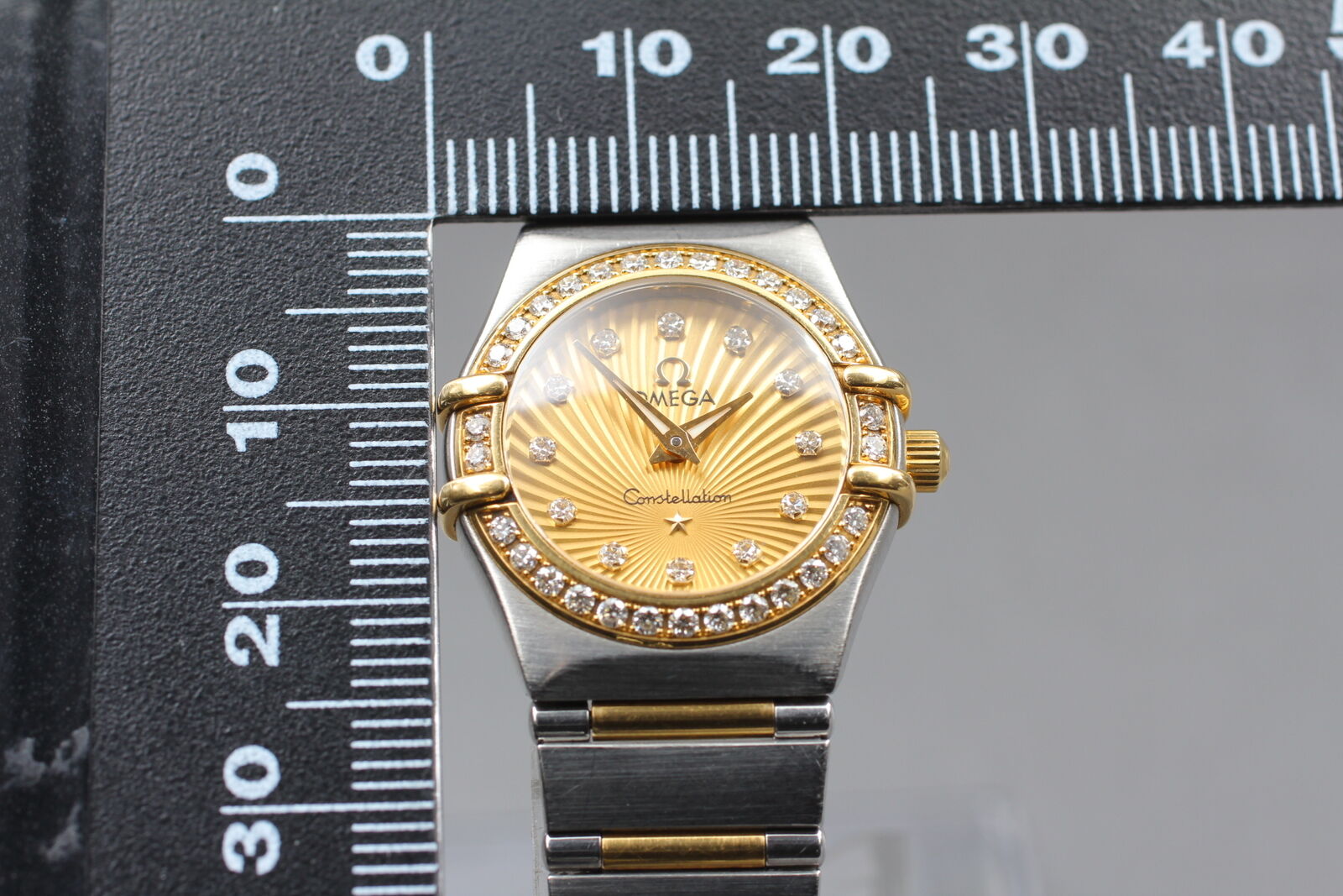 [Exc+5/Case] Serviced! Omega Constellation 18K Gold Diamond QZ 23mm Ladies Watch
