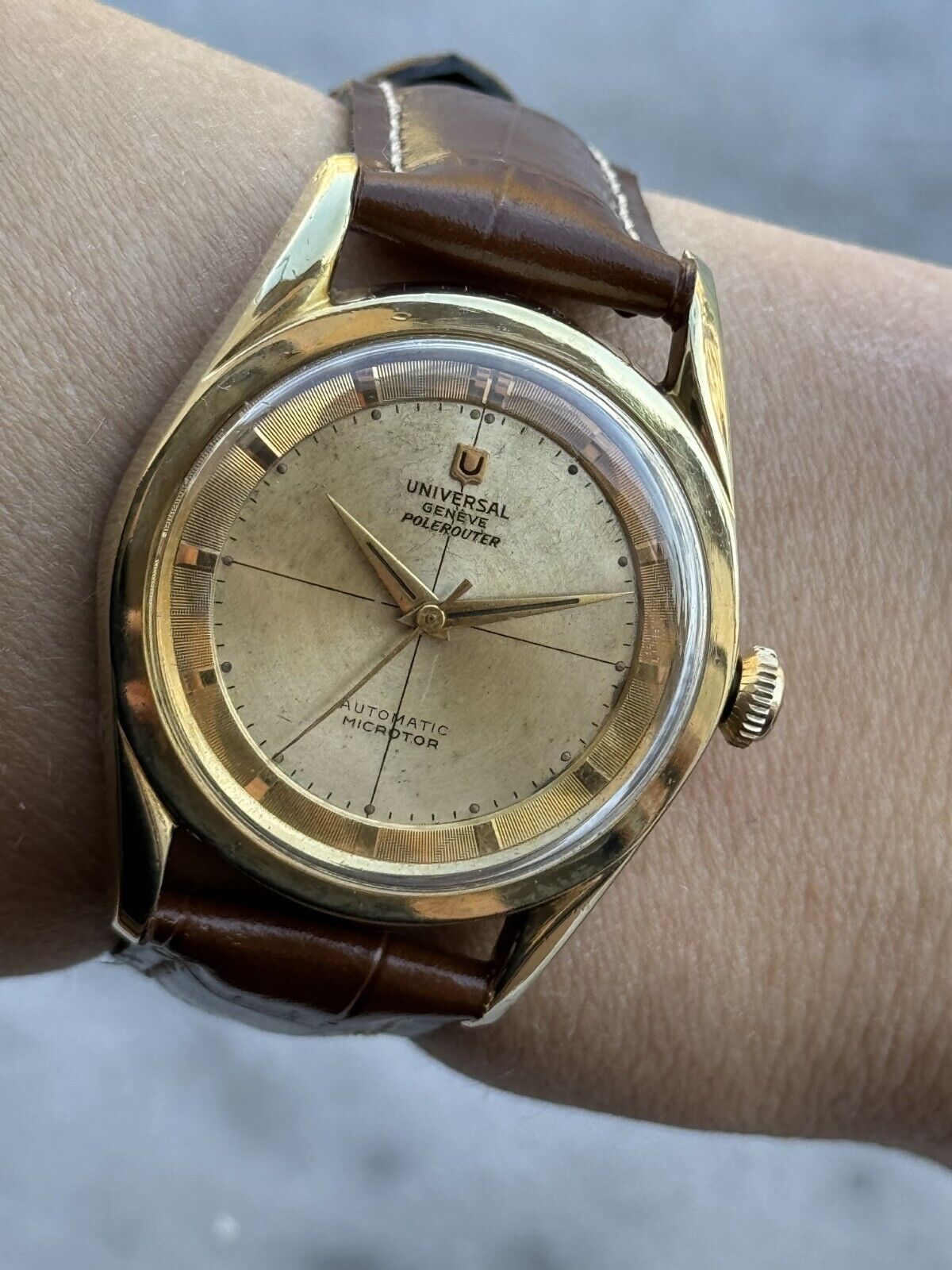 Vintage Universal Geneve Polerouter Micro Rotor Automatic Cal.215 Gold & Steel