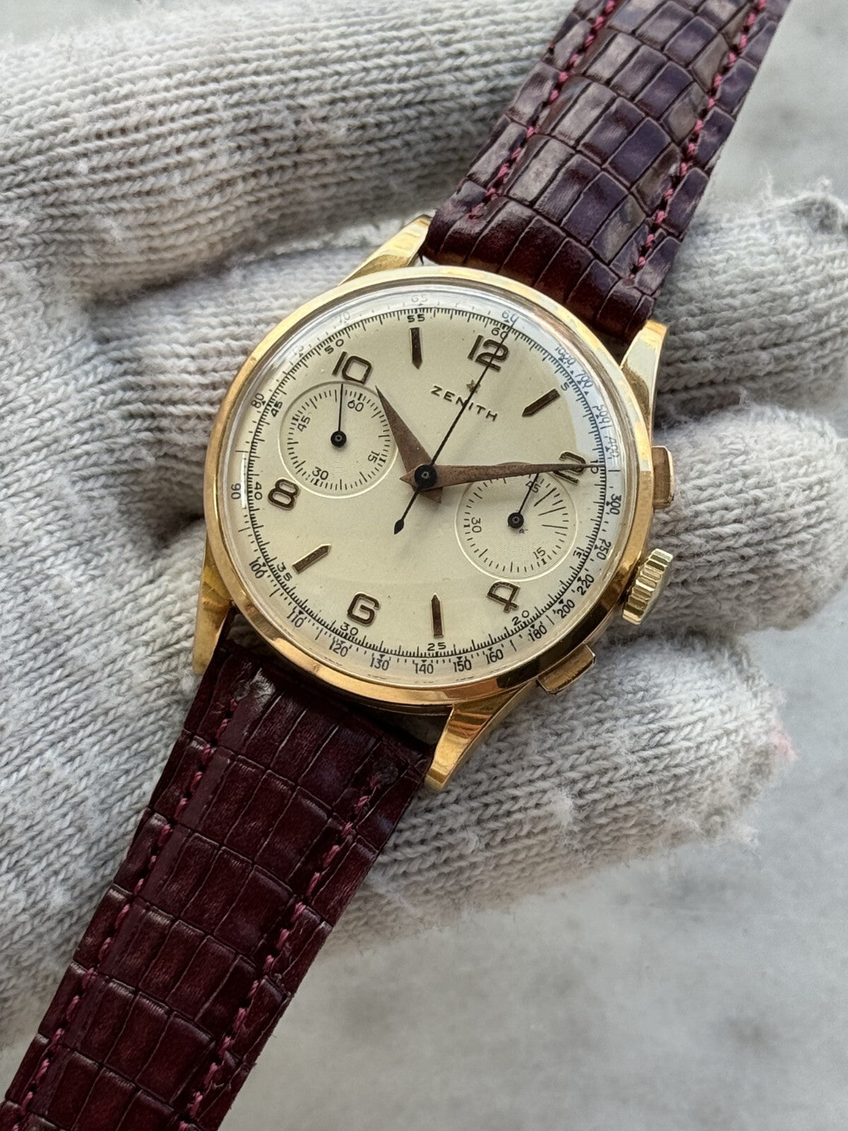 Vintage Zenith Chronograph Manual Cal.156 Solid Gold 18k Mens 37.5mm Swiss 19518