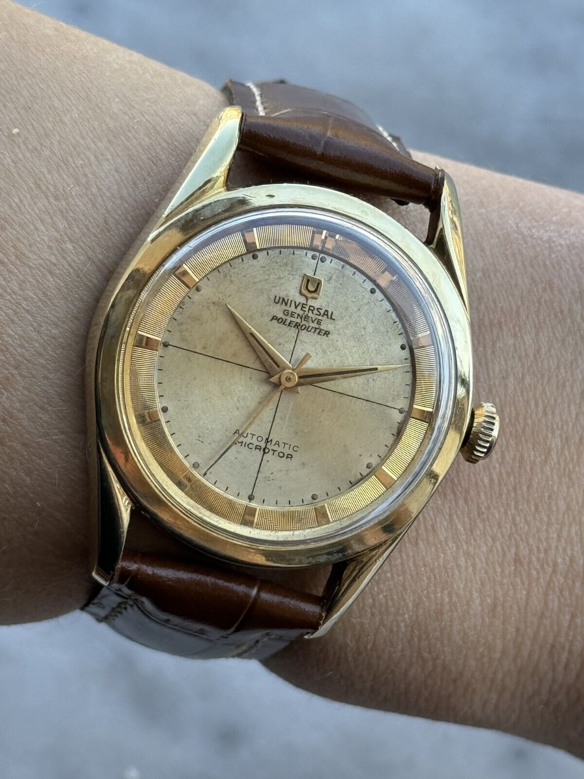 Vintage Universal Geneve Polerouter Micro Rotor Automatic Cal.215 Gold & Steel