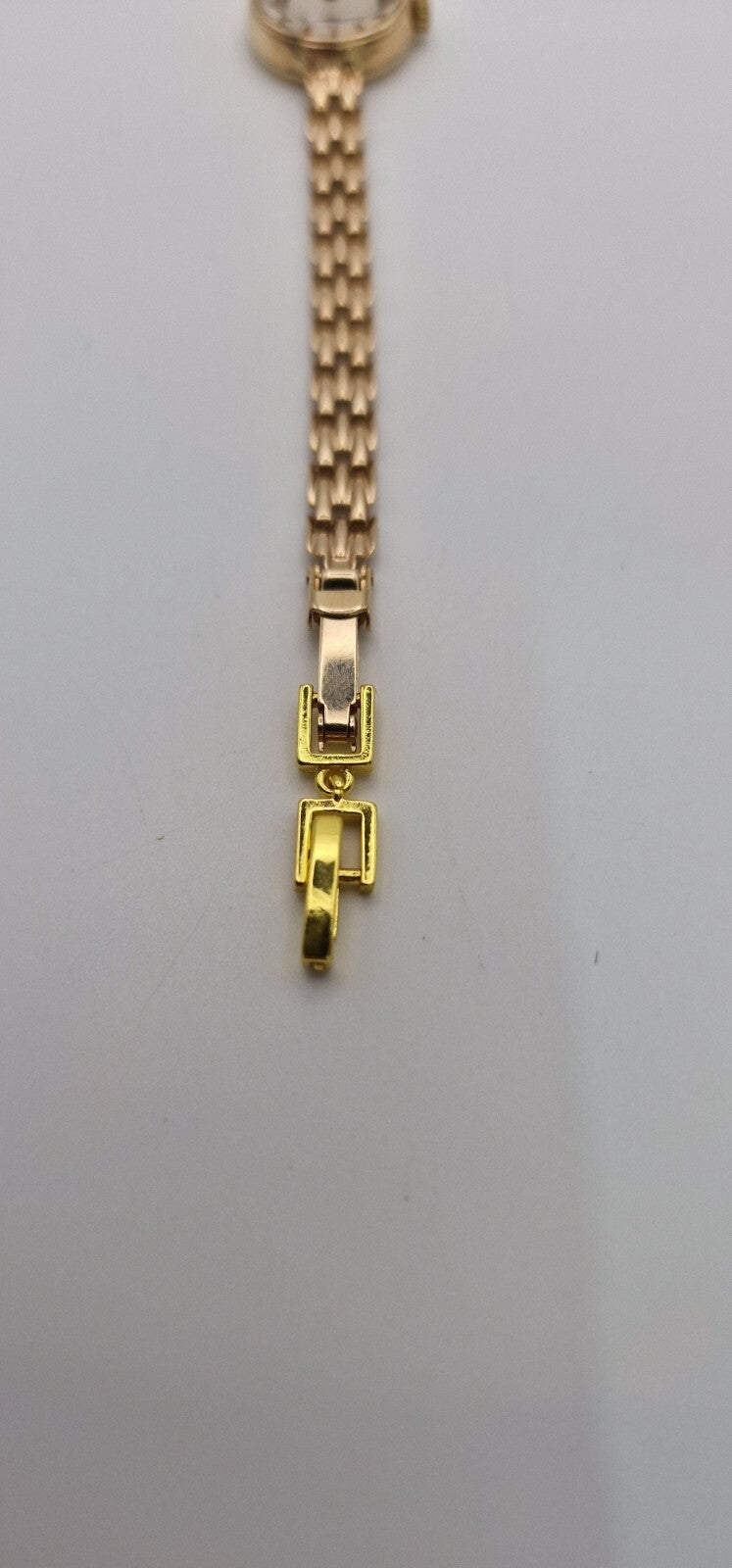 Omega 9ct Gold Vintage 1960's Mechanical Lady's Watch on 9ct Gold Bracelet.