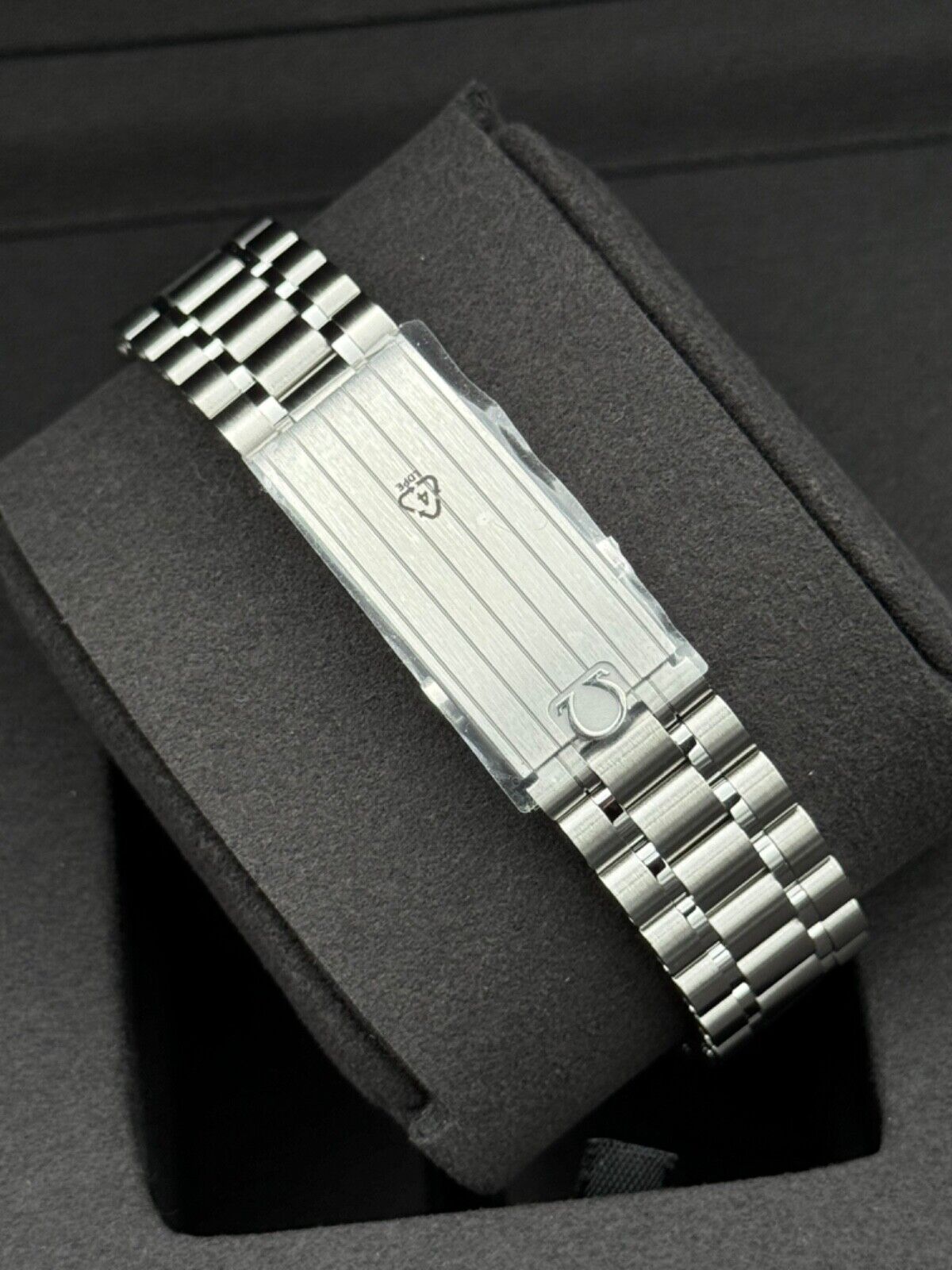 2025 OMEGA SPEEDMASTER MOONWATCH NEW WHITE DIAL 42MM WATCH 310.30.42.50.04.001