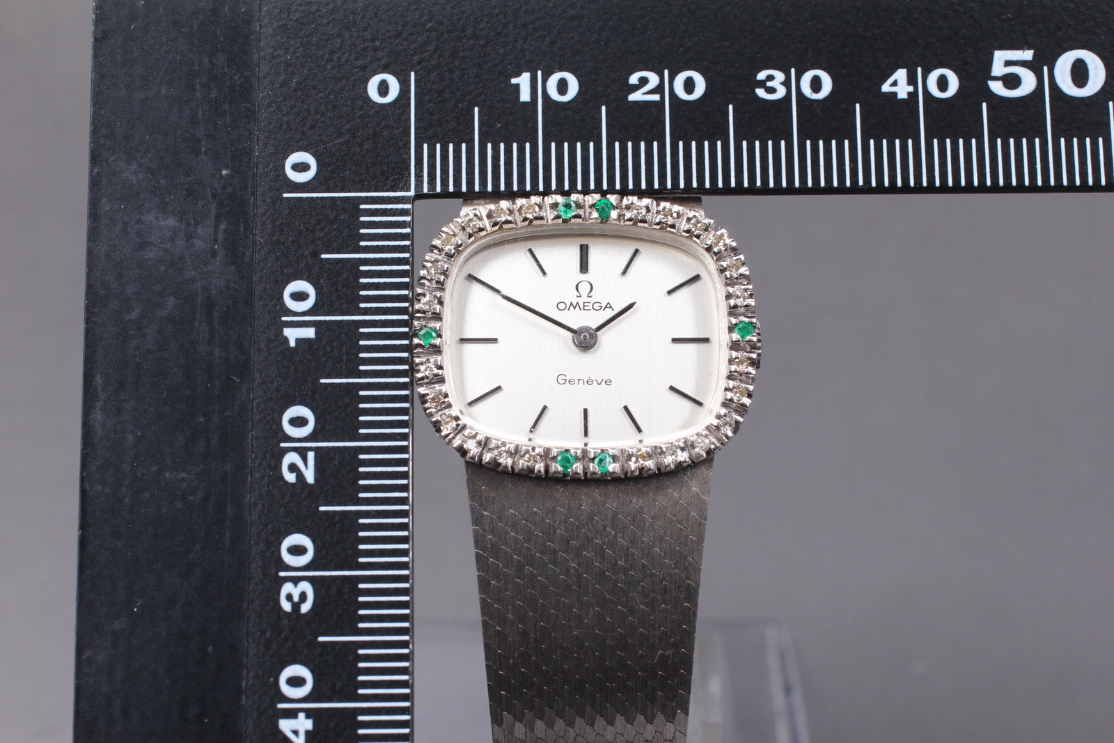 [N.MINT ] VTG1973 Omega Geneve Diamond Bezel Manual Winding 27MM Ladies Watch