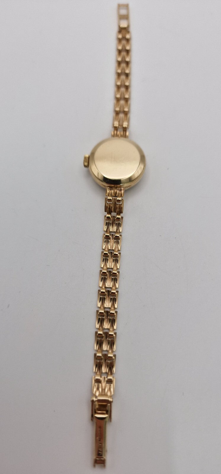 Omega 9ct Gold Vintage 1960's Mechanical Lady's Watch on 9ct Gold Bracelet.