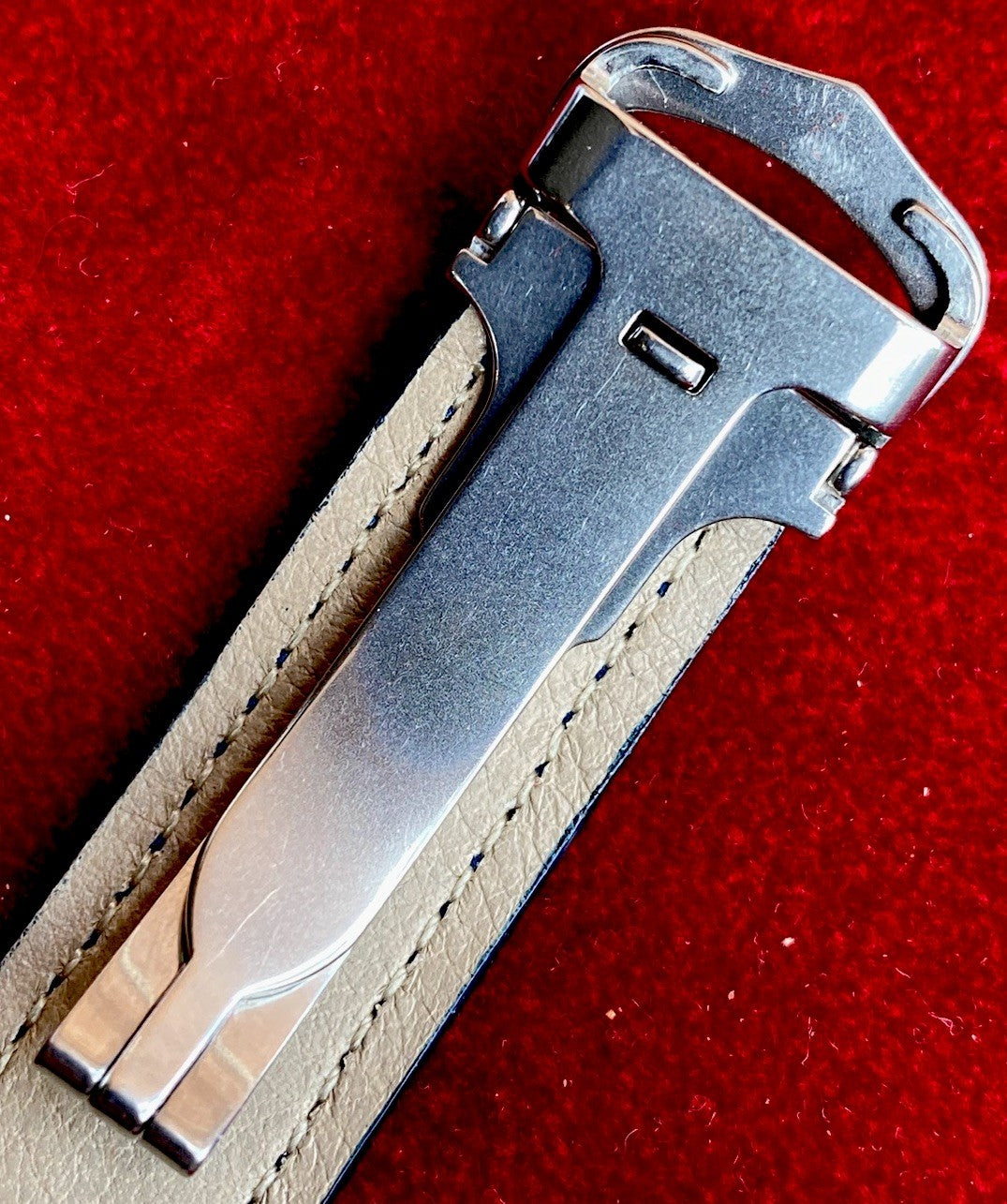 Cartier Tank XL 26mm Quartz | Silver 925 | White/Gray Dial C Pattern | Blue Leather Strap | Ref. 2414 W1014354