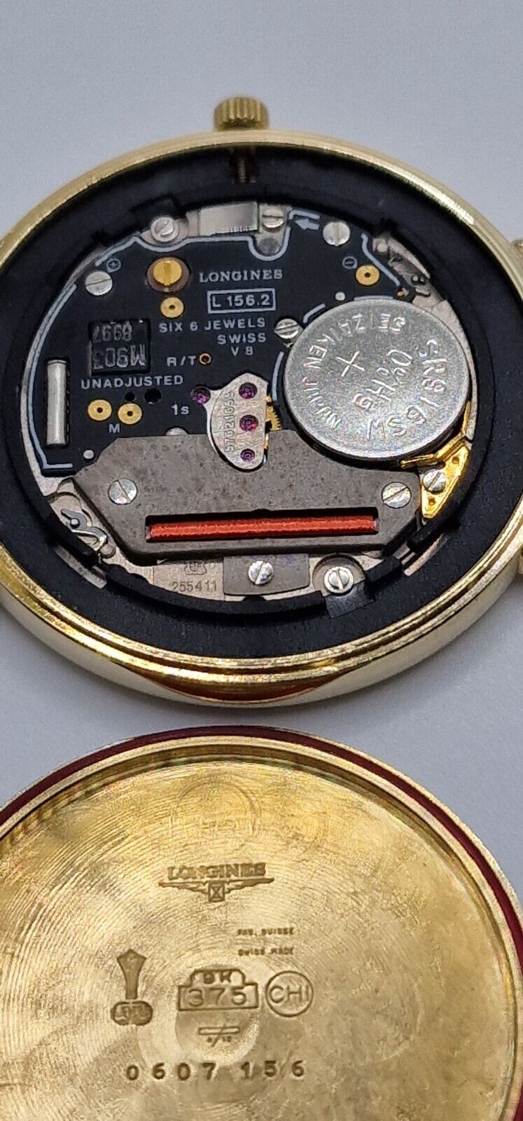 Longines Présence Gents 9ct Gold Watch | Salmon Dial | Six Jewel Movement | 9ct Gold Bracelet | Vintage Luxury Timepiece | With Longines Box